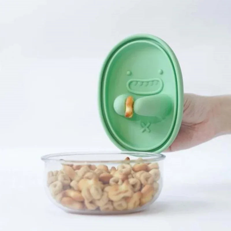 hands-free snack container