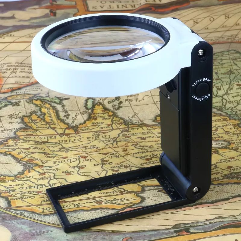 Rechargeable LED Magnifying Glass